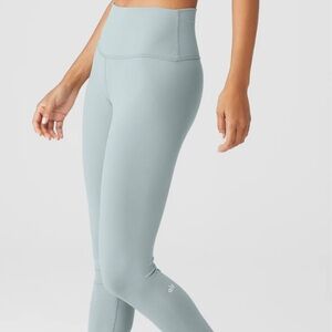 Alo Yoga High-Waist Airbrush Legging in Cosmic Grey